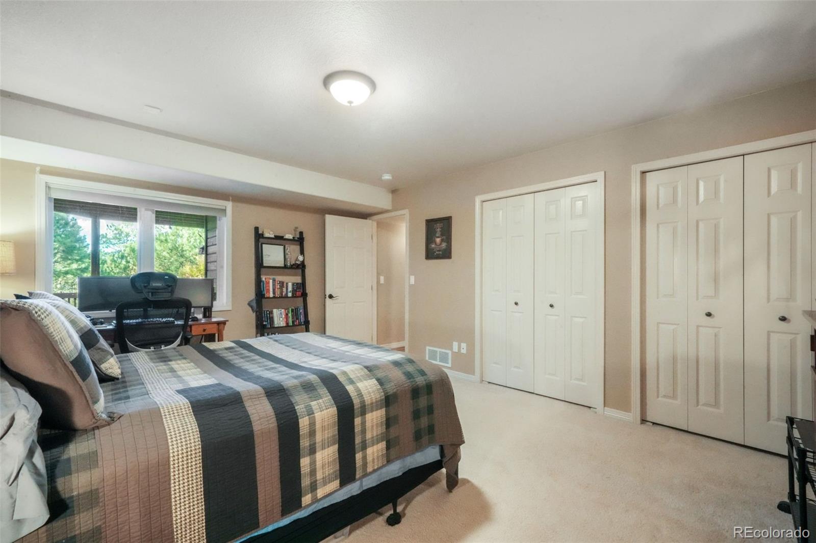 17045 Viscount Court