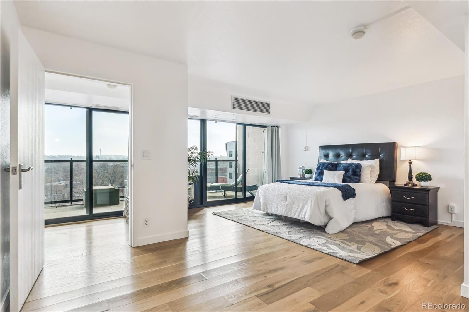 417 E Kiowa Street Unit: 905