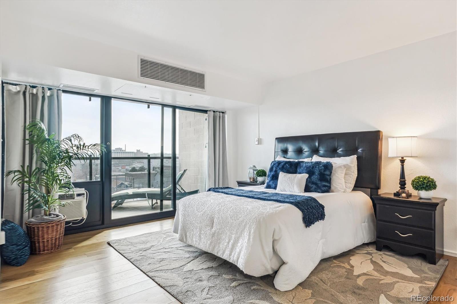 417 E Kiowa Street Unit: 905