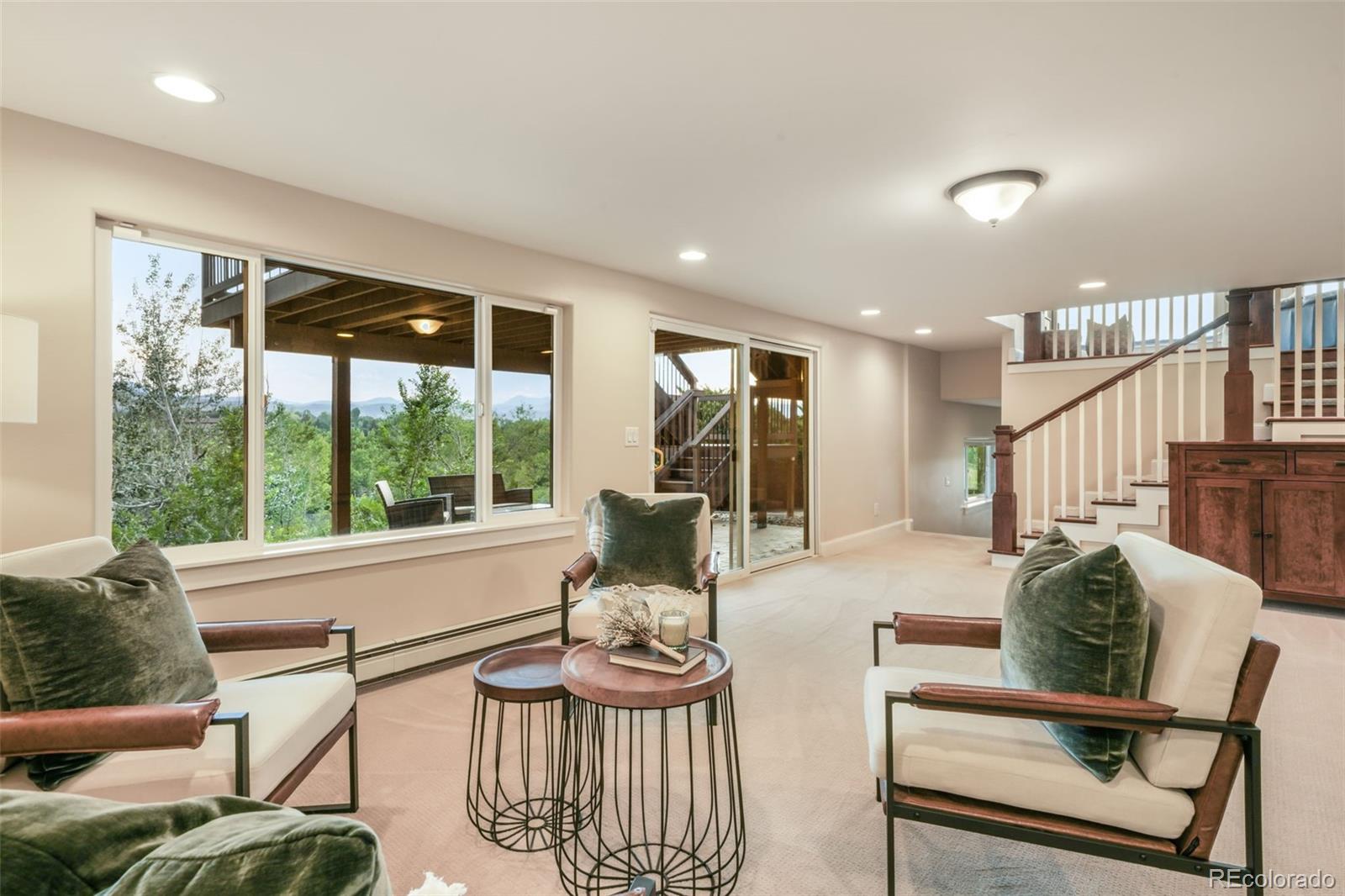 3121 Mountain Shadows Drive