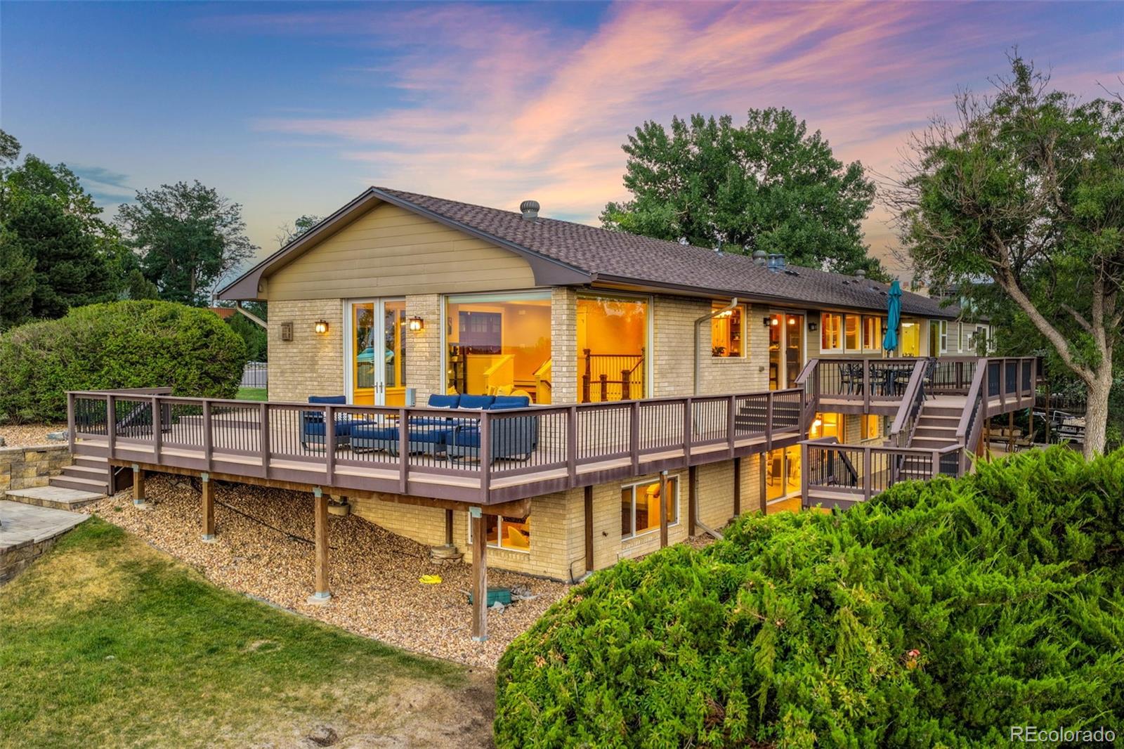 3121 Mountain Shadows Drive