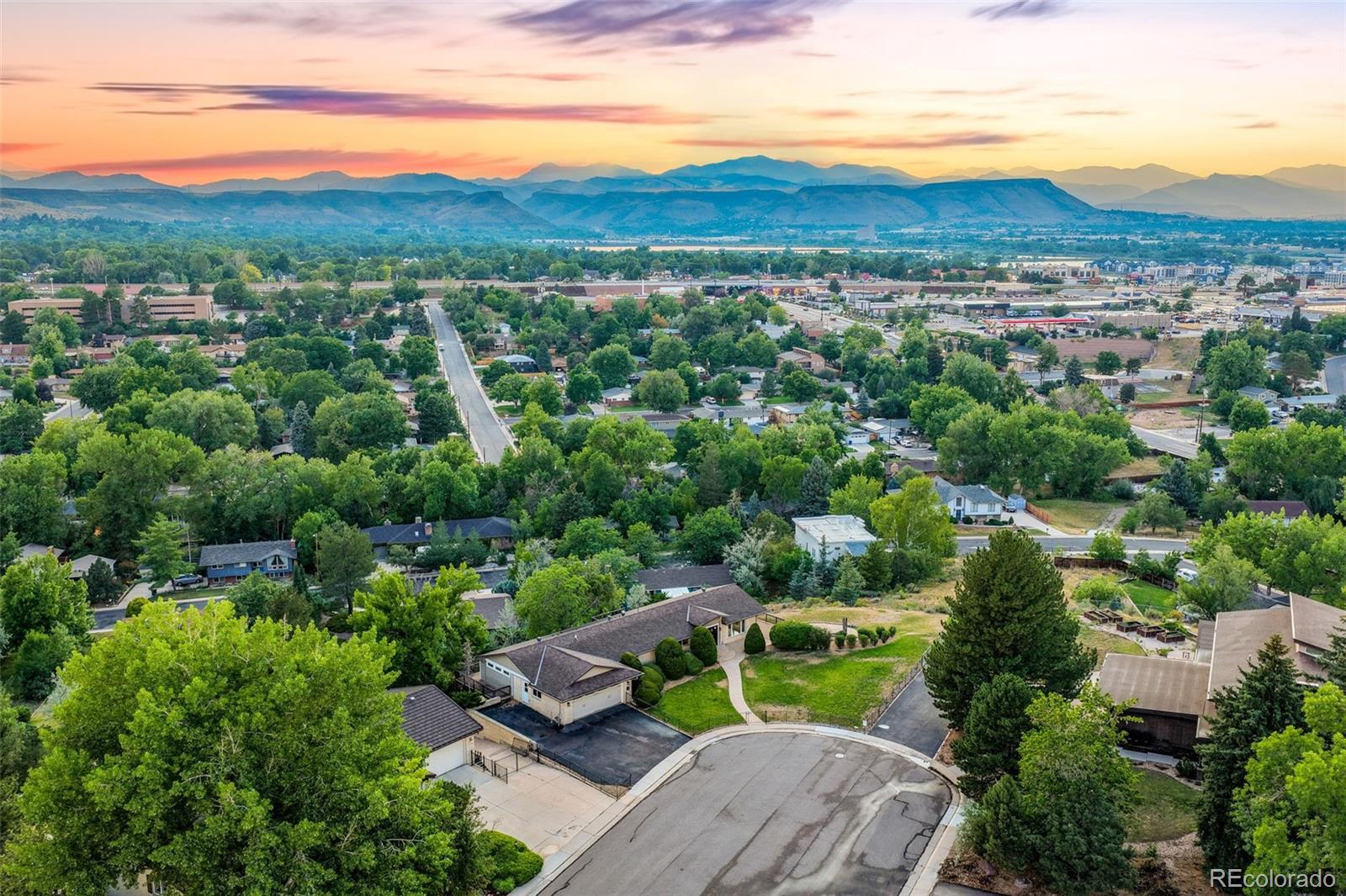 3121 Mountain Shadows Drive