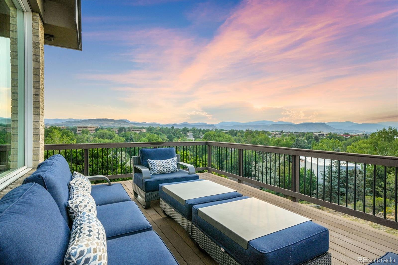 3121 Mountain Shadows Drive