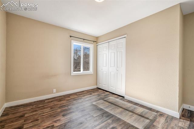 1051 Montrose Avenue