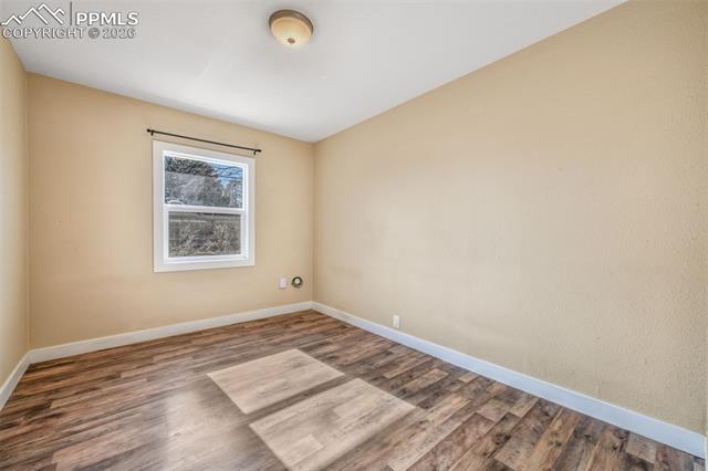 1051 Montrose Avenue