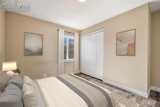 1051 Montrose Avenue