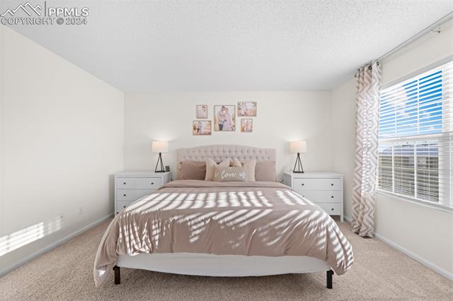 1442 N Stratton Avenue