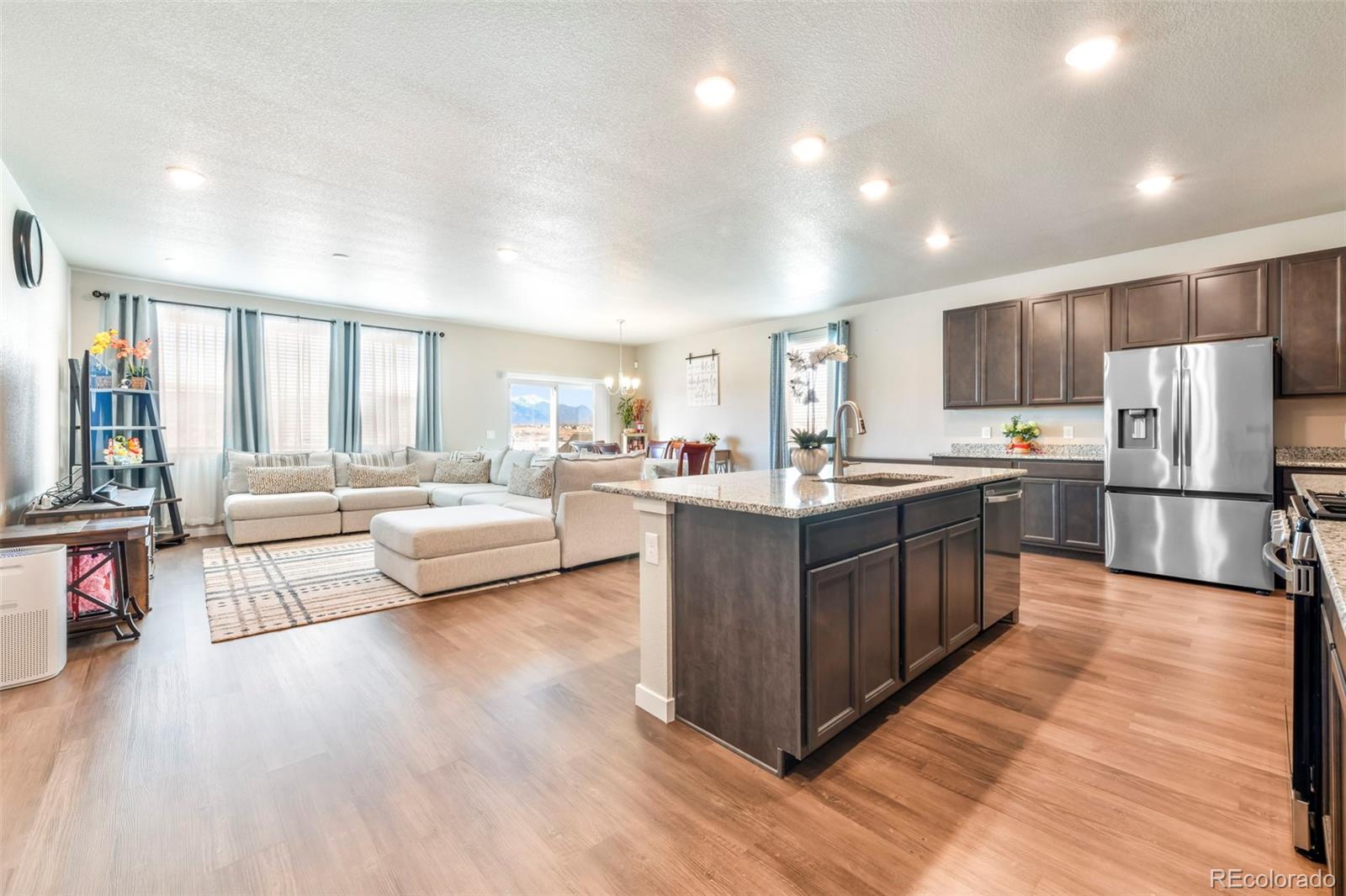 9738 Treasurevault Trail