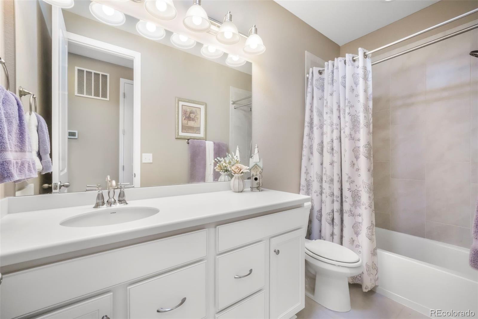 5724 Berry Ridge Way