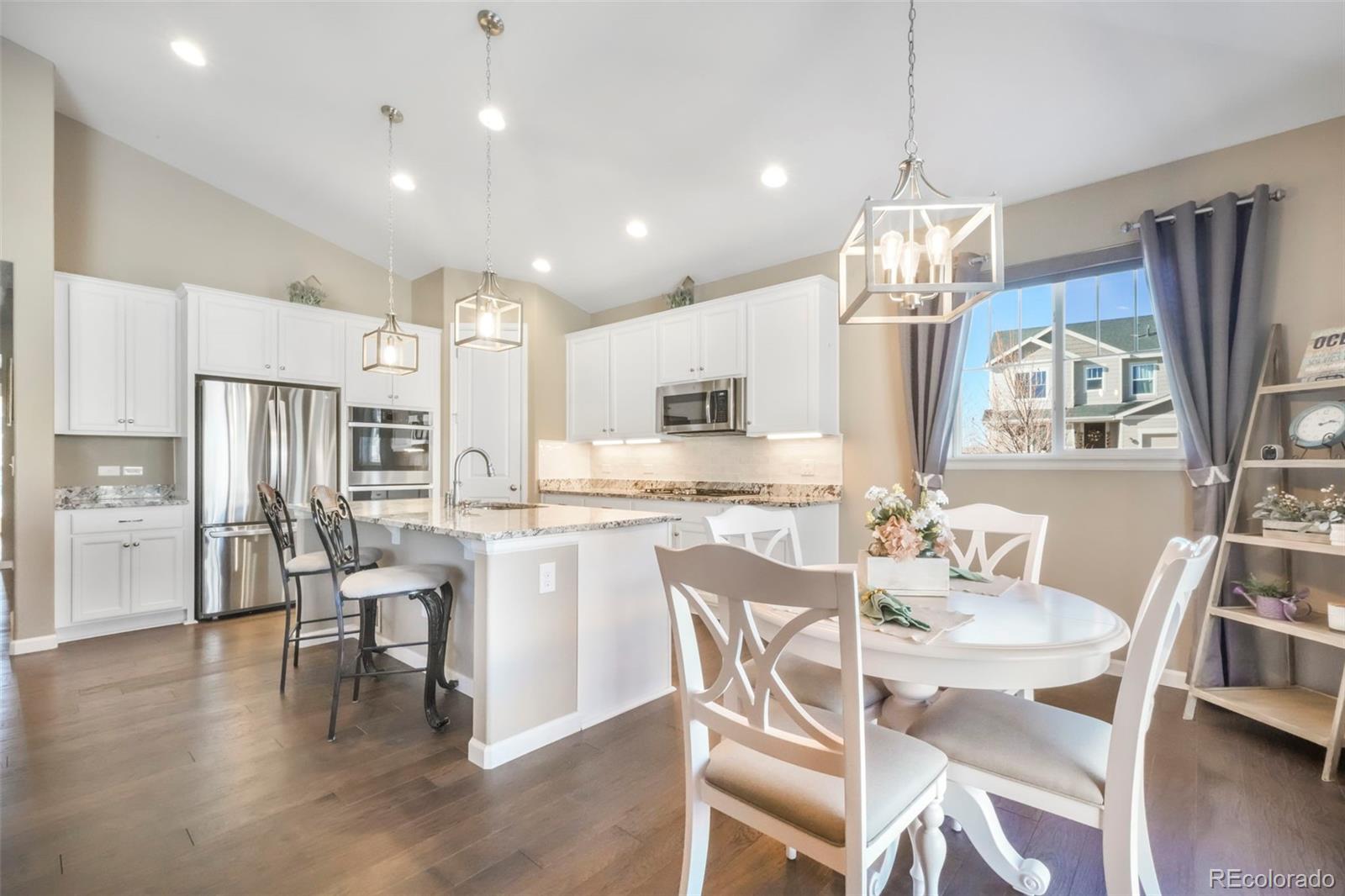 5724 Berry Ridge Way