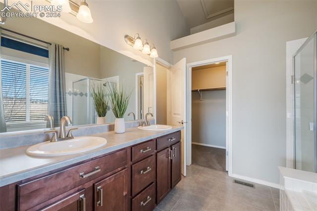 16748 Buffalo Valley Path