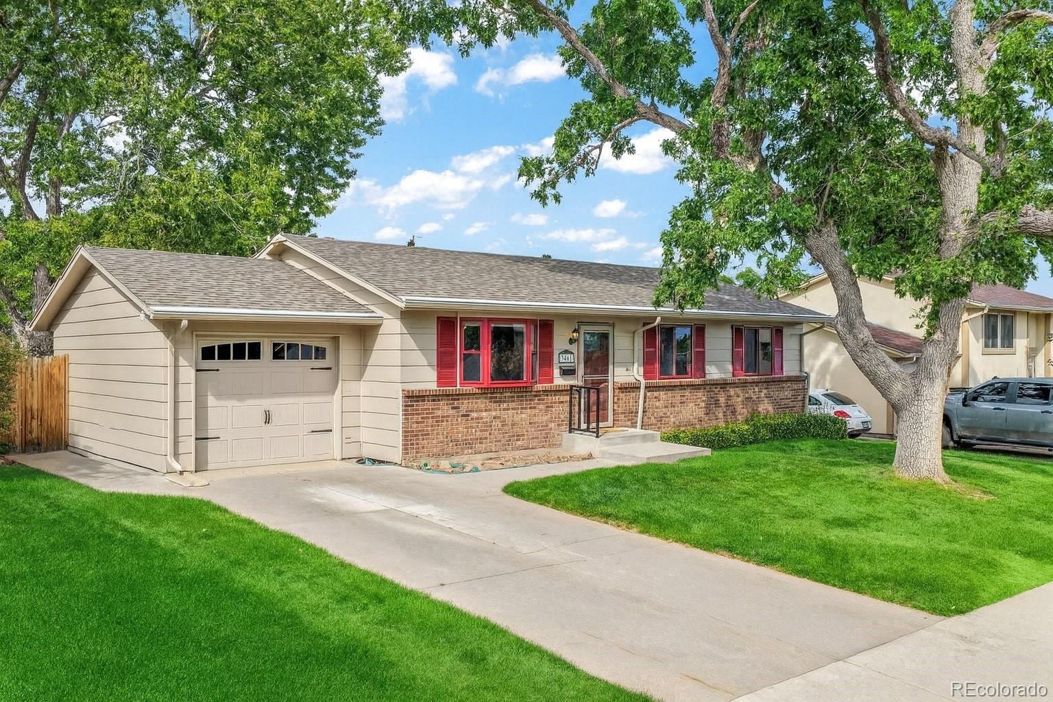 3461 W Edgemore Place