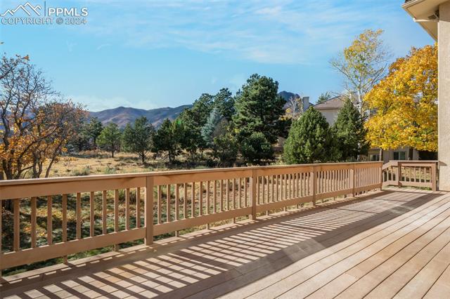 8360 Bluffview Way