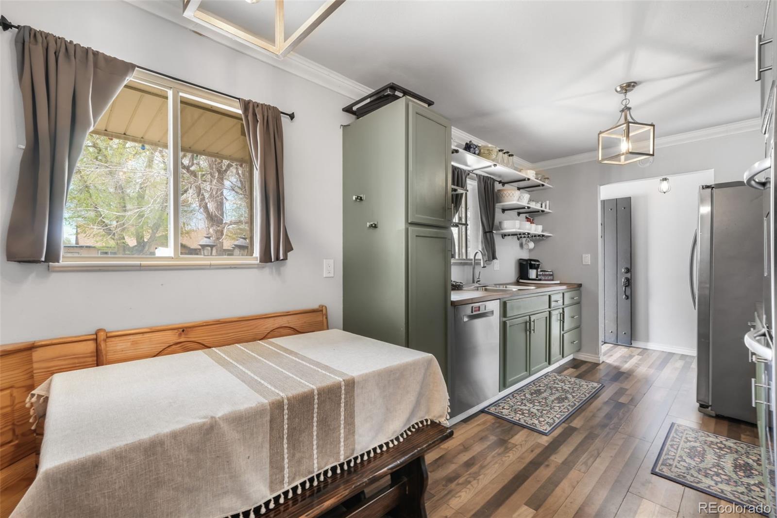 140 S Kendall Street