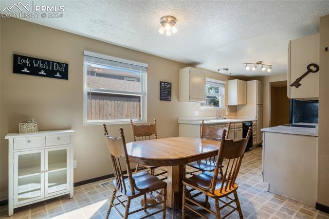 3270 Leoti Drive