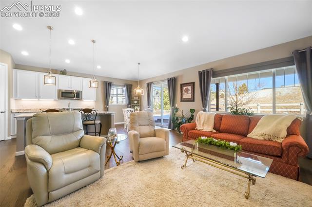 5724 Berry Ridge Way