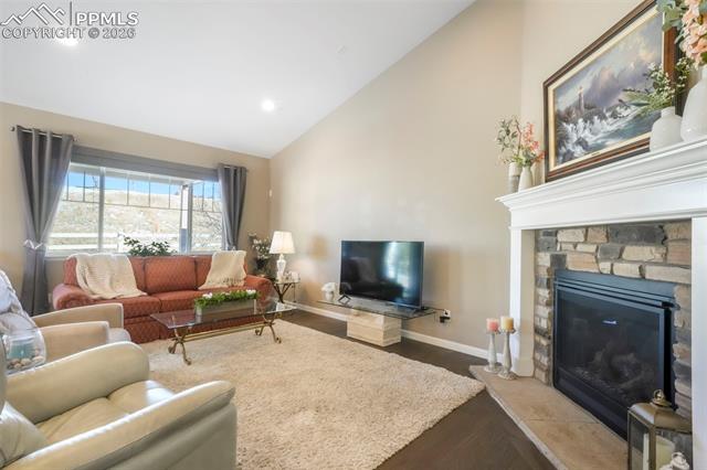 5724 Berry Ridge Way