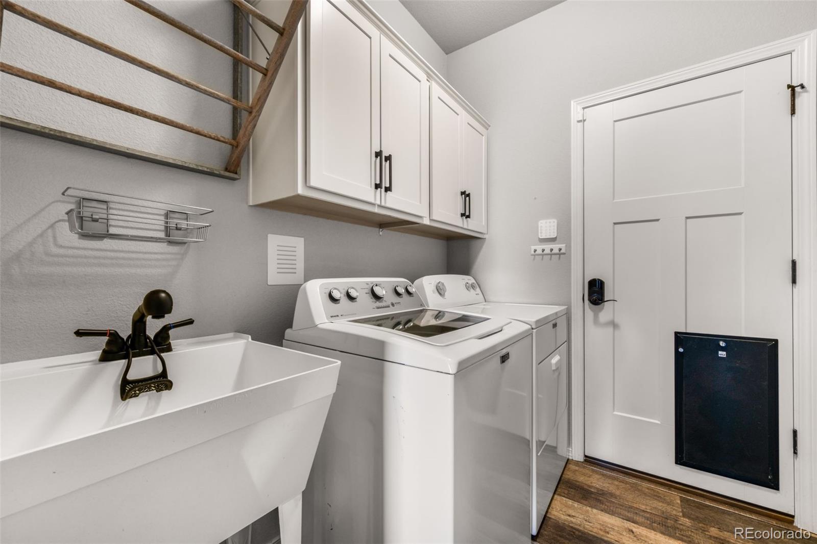 11211 Palmer Peak Place