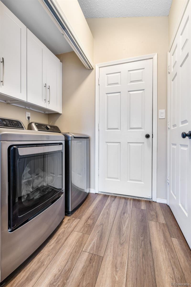 6609 Cottonwood Grove Drive