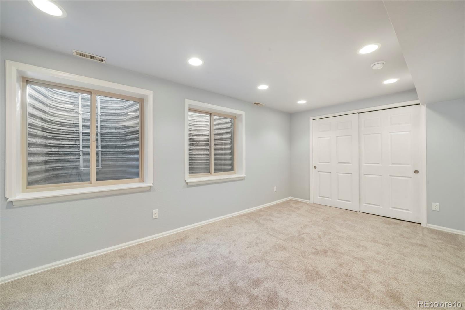 4547 Castlepoint Drive