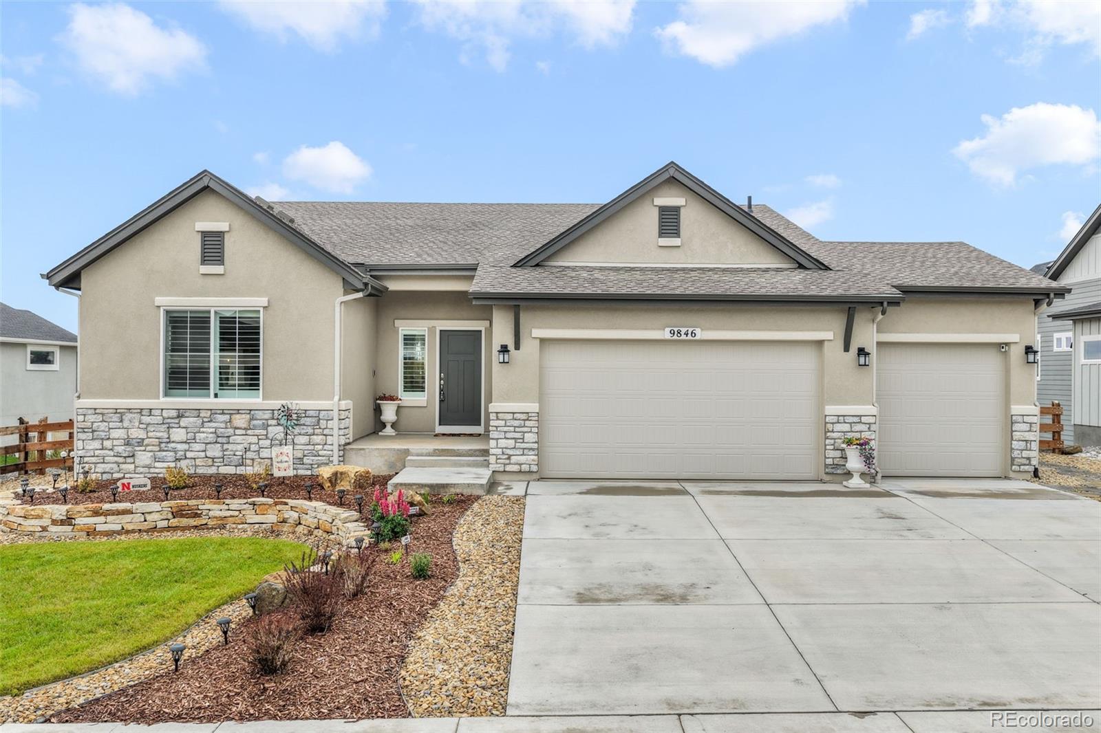 9846 Bison Valley Trail