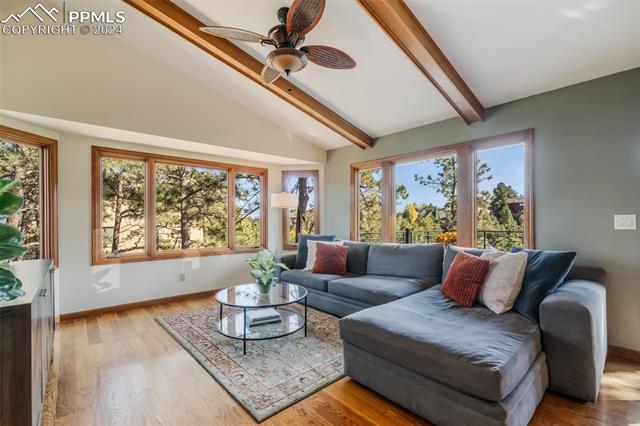 5221 Cliff Point Circle