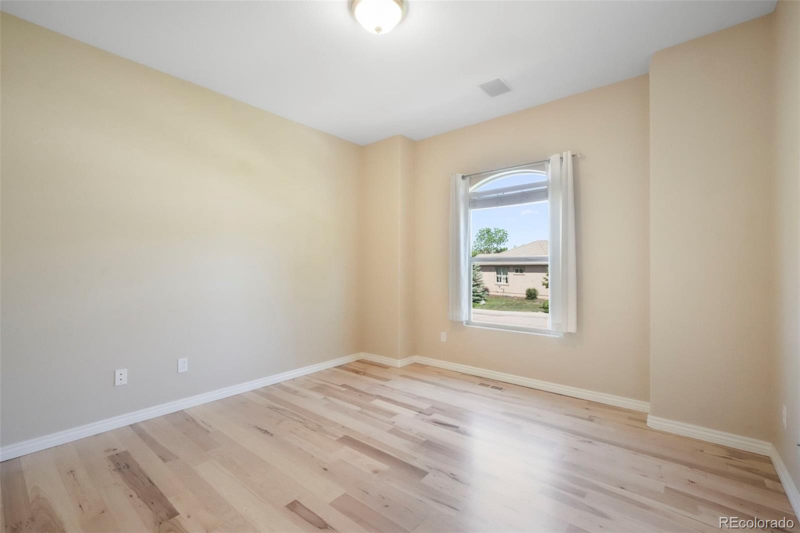 2739 Crooked Vine Court