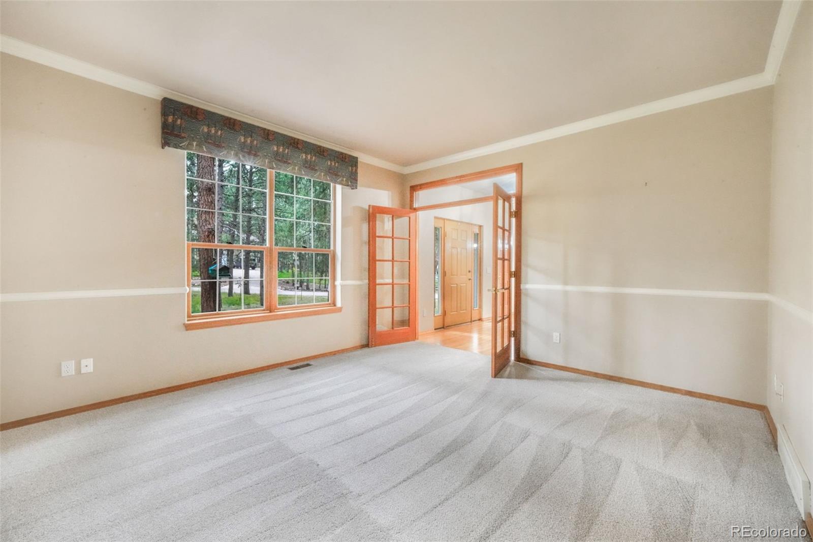 19140 Golden Arrow Circle