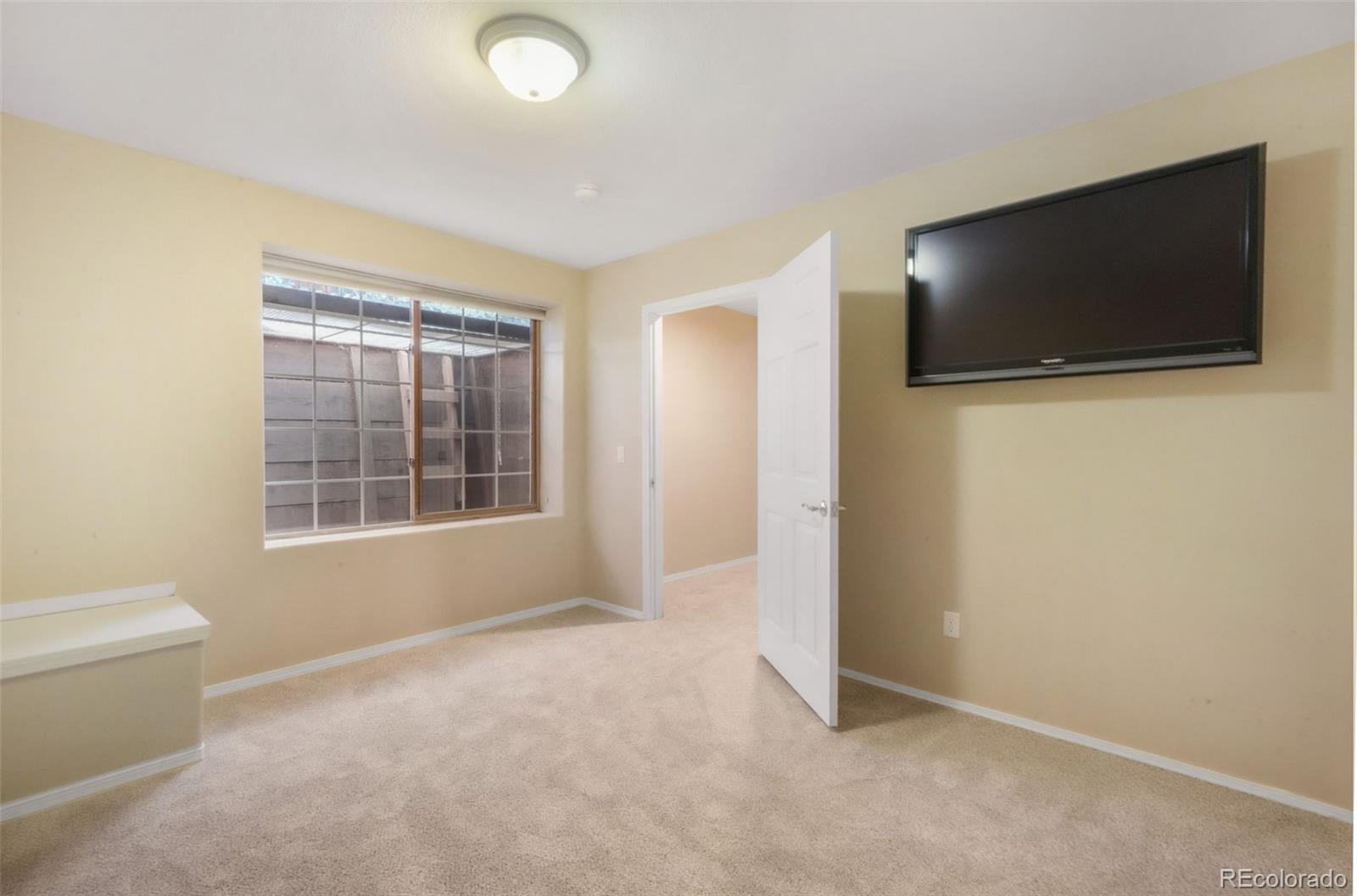 19140 Golden Arrow Circle