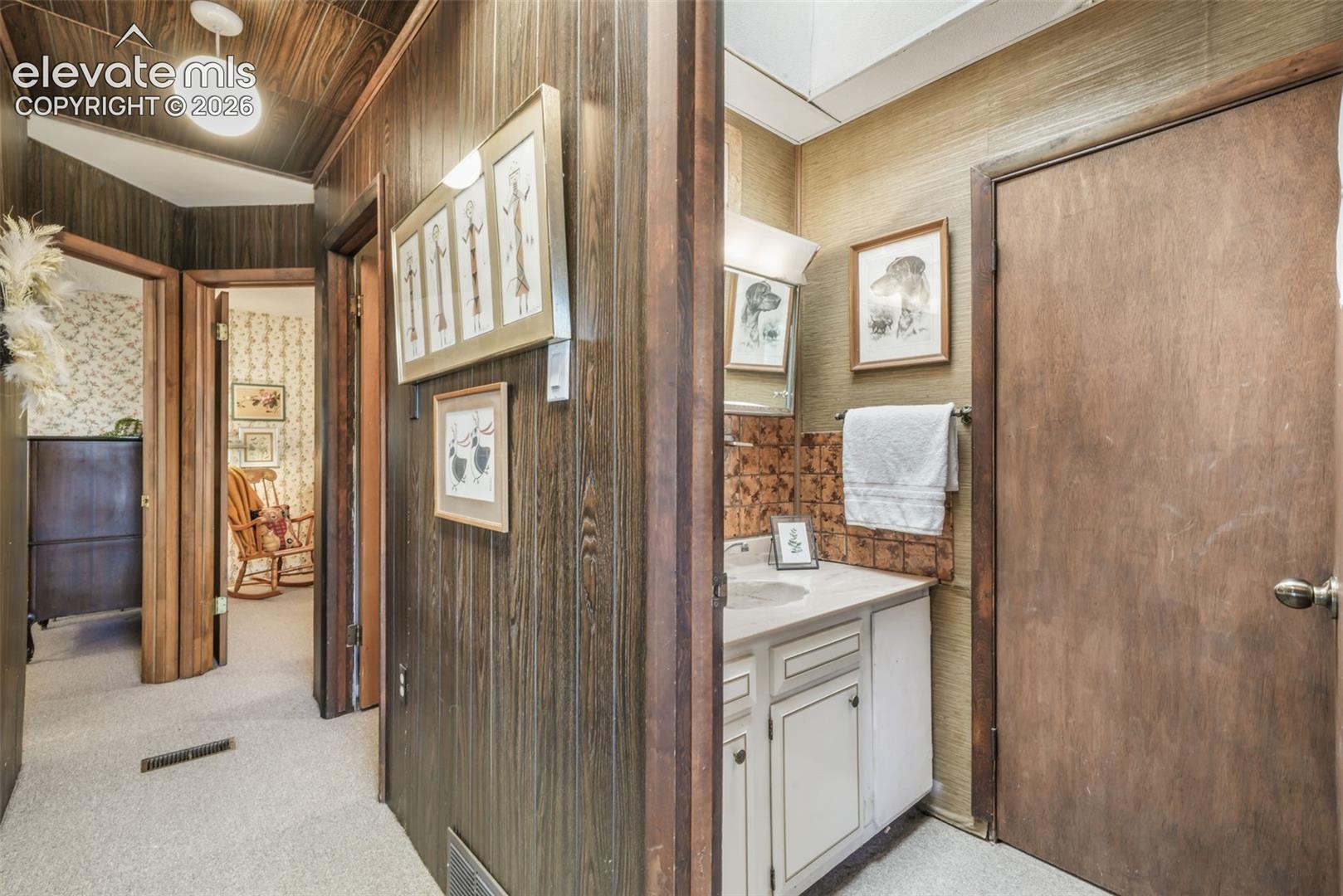 8123 Y Camp Road