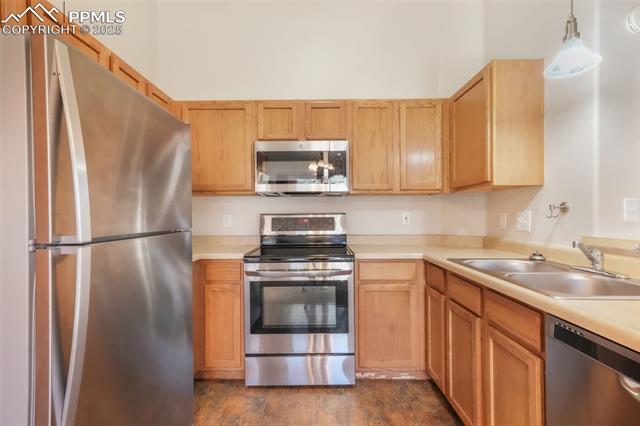 3890 Strawberry Field Grove F