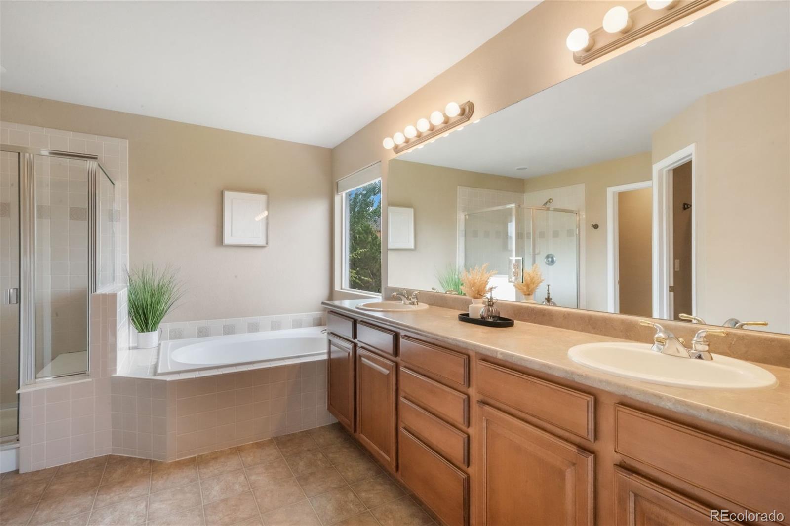 9979 Rose Leaf Court