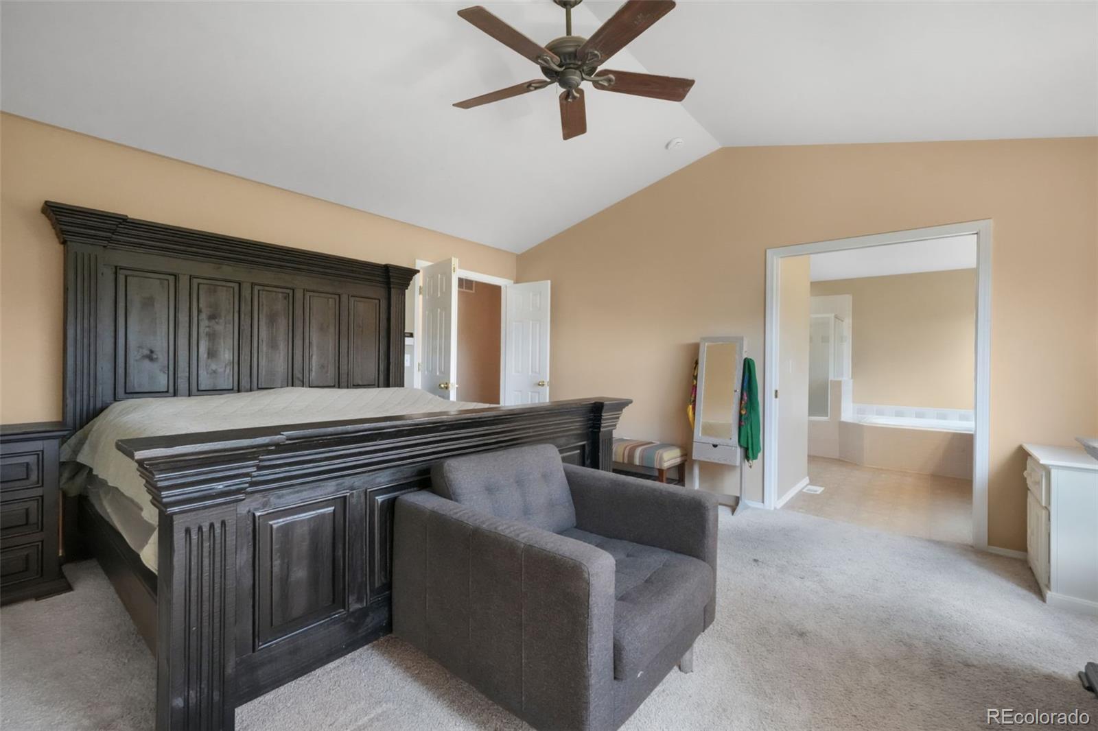 9979 Rose Leaf Court