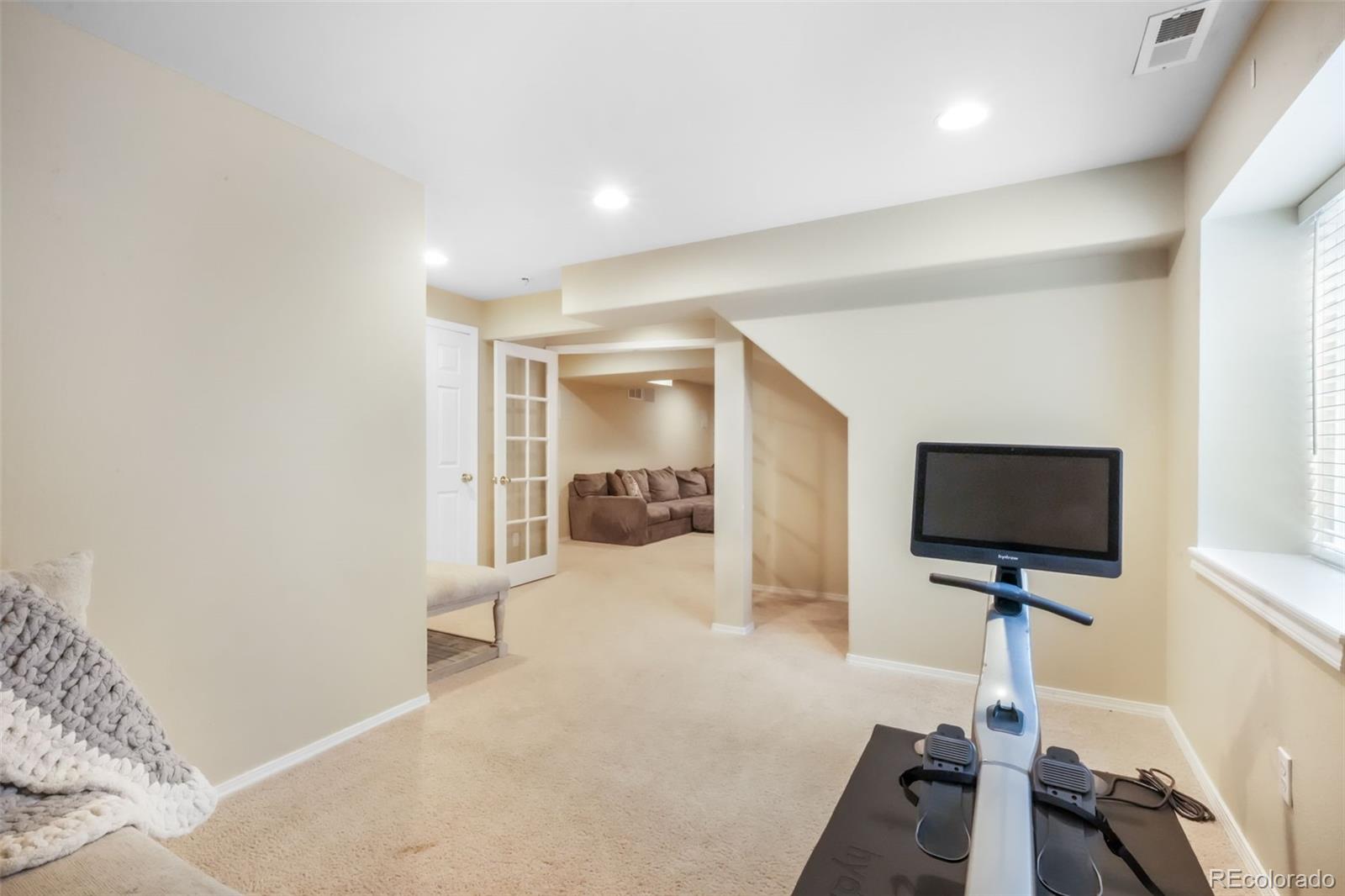 9979 Rose Leaf Court