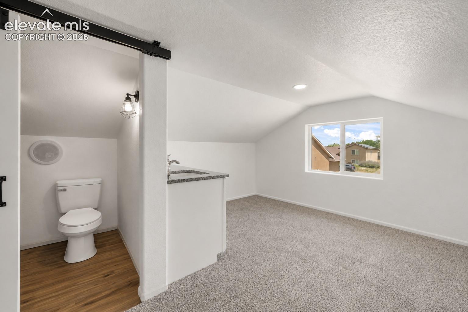 83 S Golfwood Drive