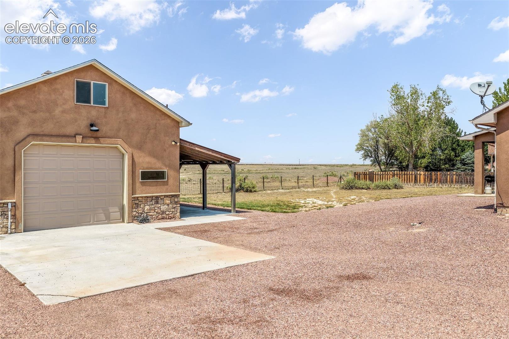 83 S Golfwood Drive