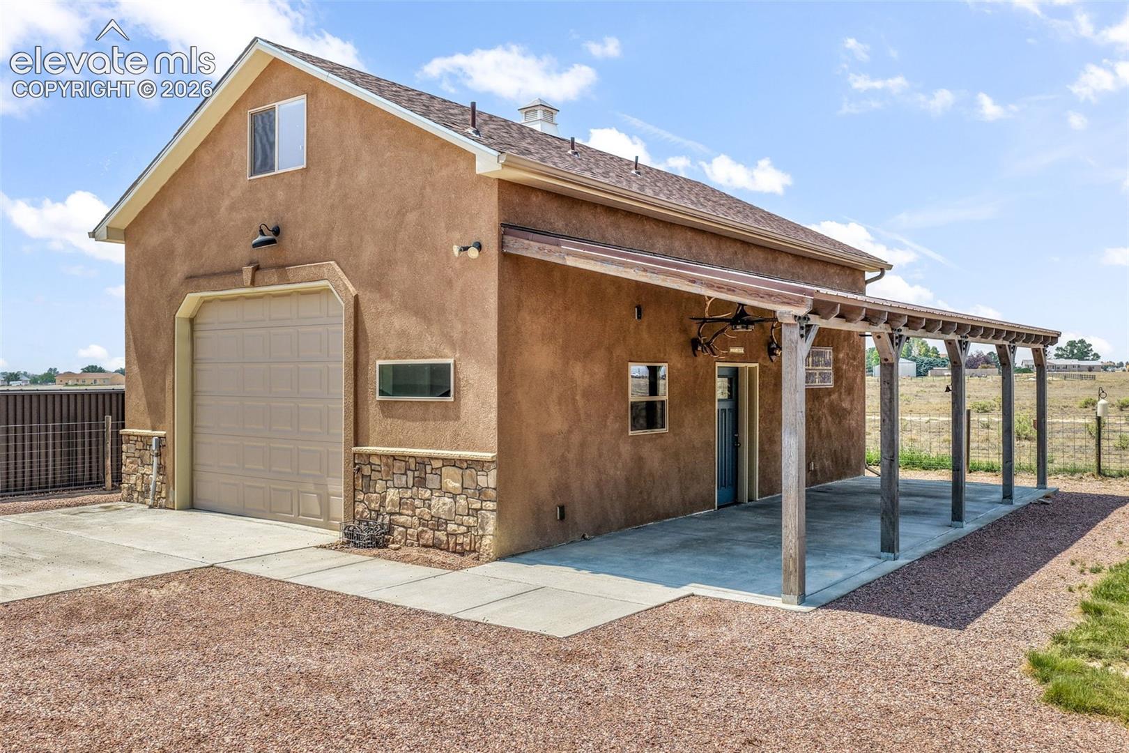 83 S Golfwood Drive