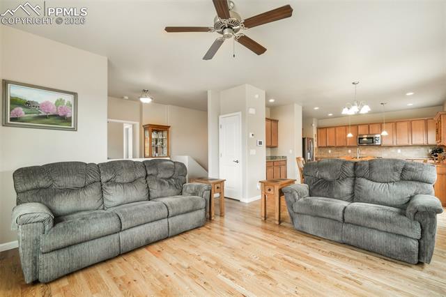 11615 Farnese Heights