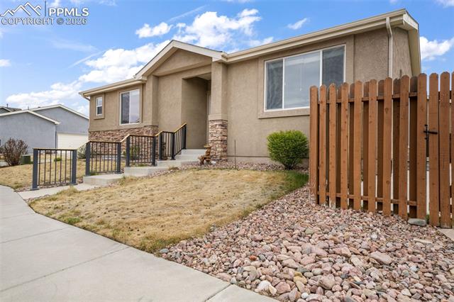 11615 Farnese Heights