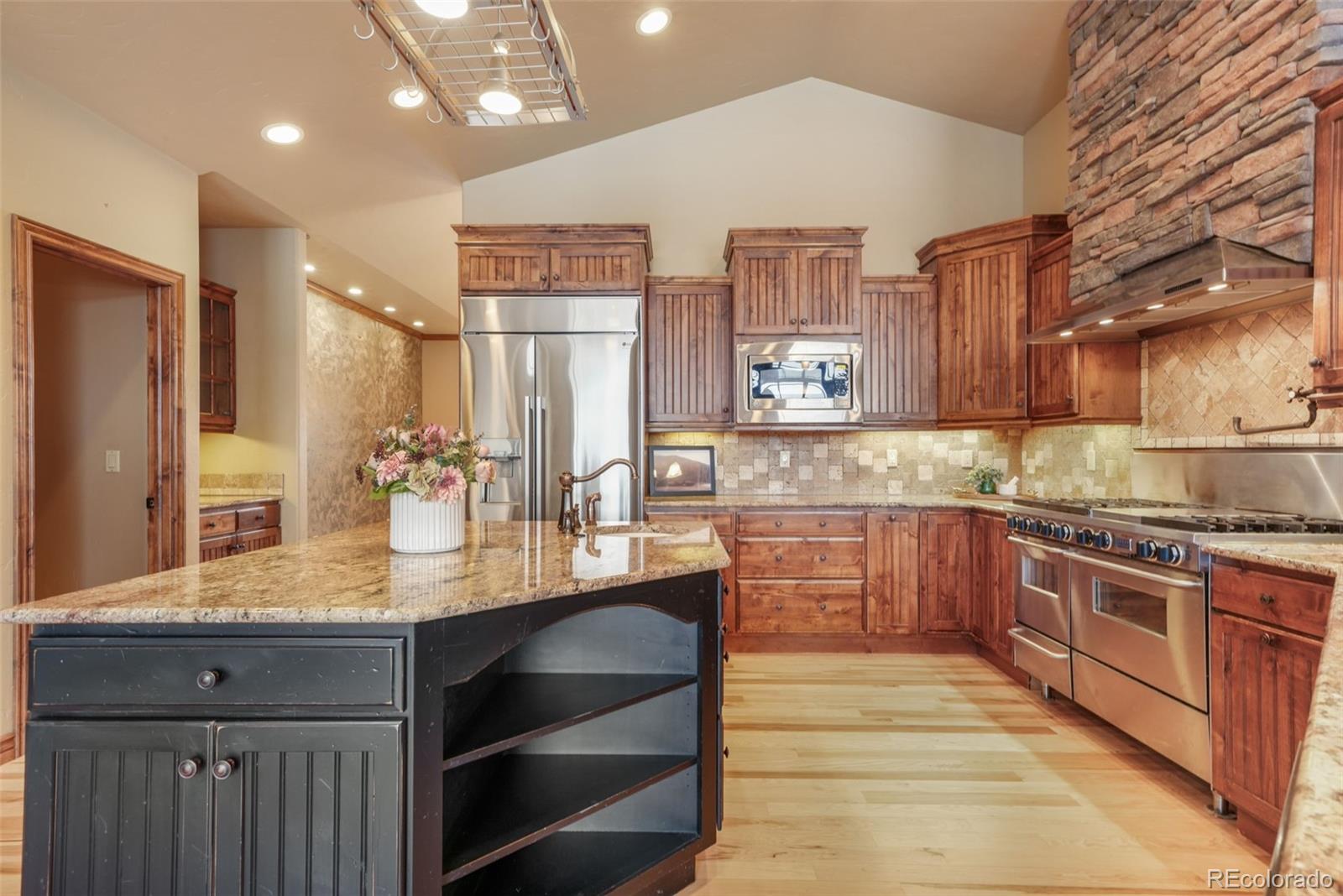 7830 Tannenbaum Road