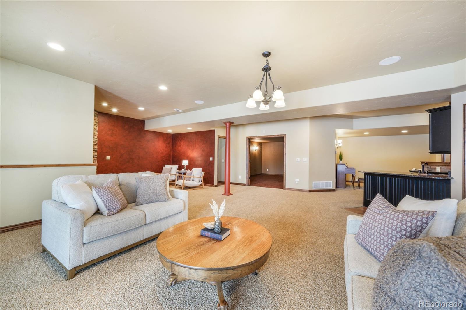 7830 Tannenbaum Road