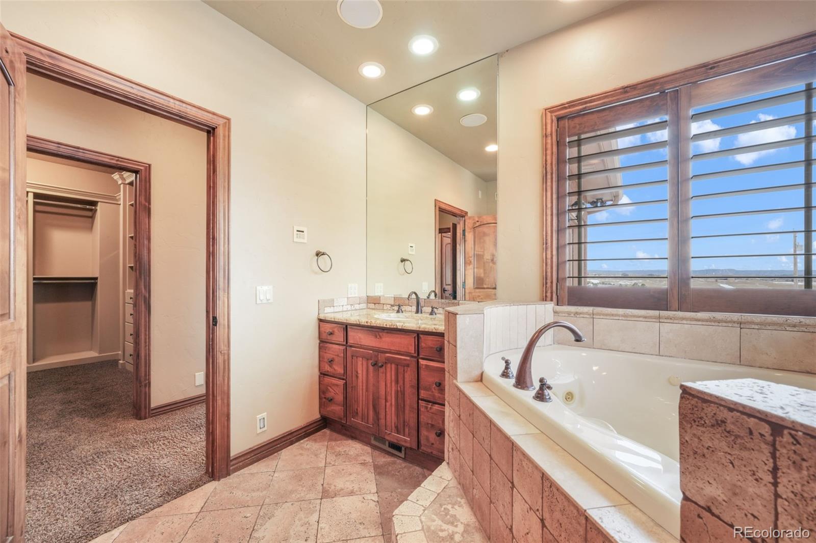 7830 Tannenbaum Road