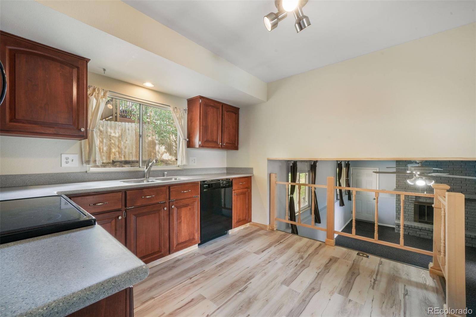 5090 Flintridge Drive