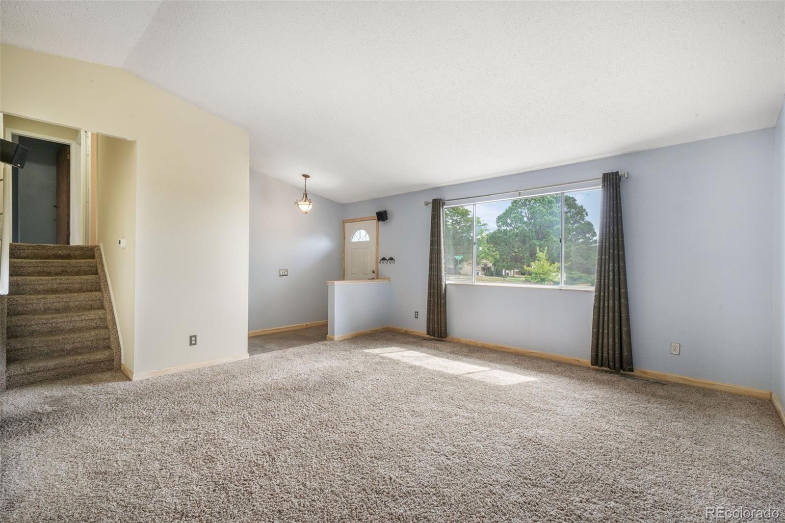 5090 Flintridge Drive