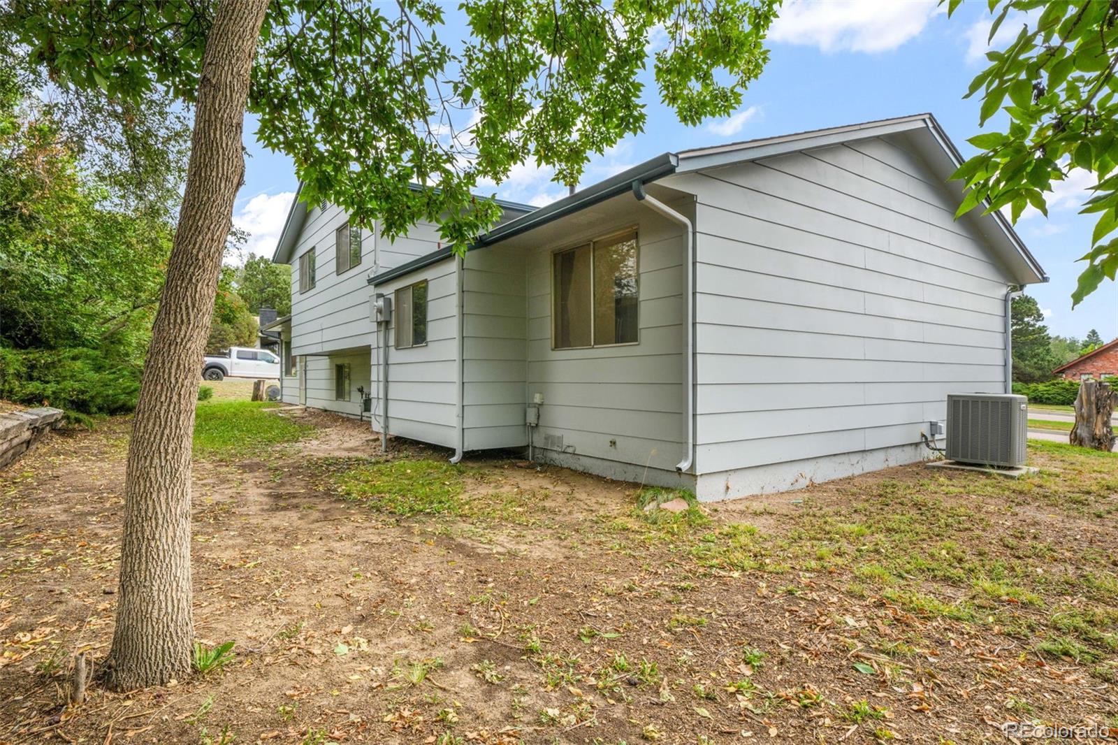 5090 Flintridge Drive