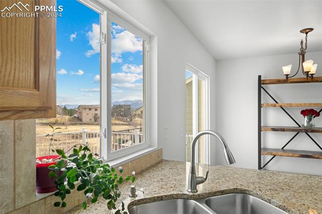 785 Mesa Creek Drive