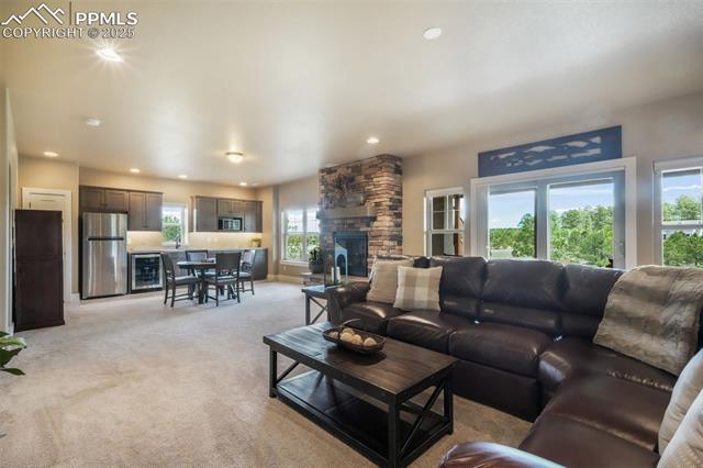 17275 Gwilym Court