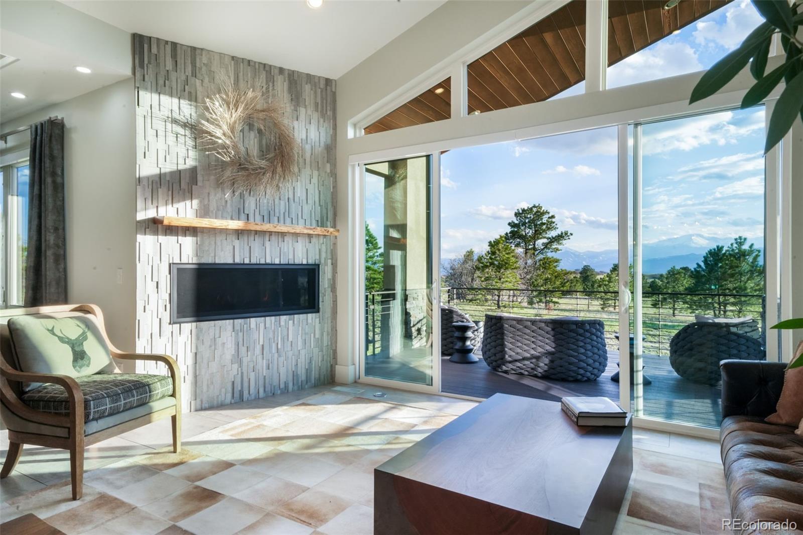 3585 Meadow Run Circle