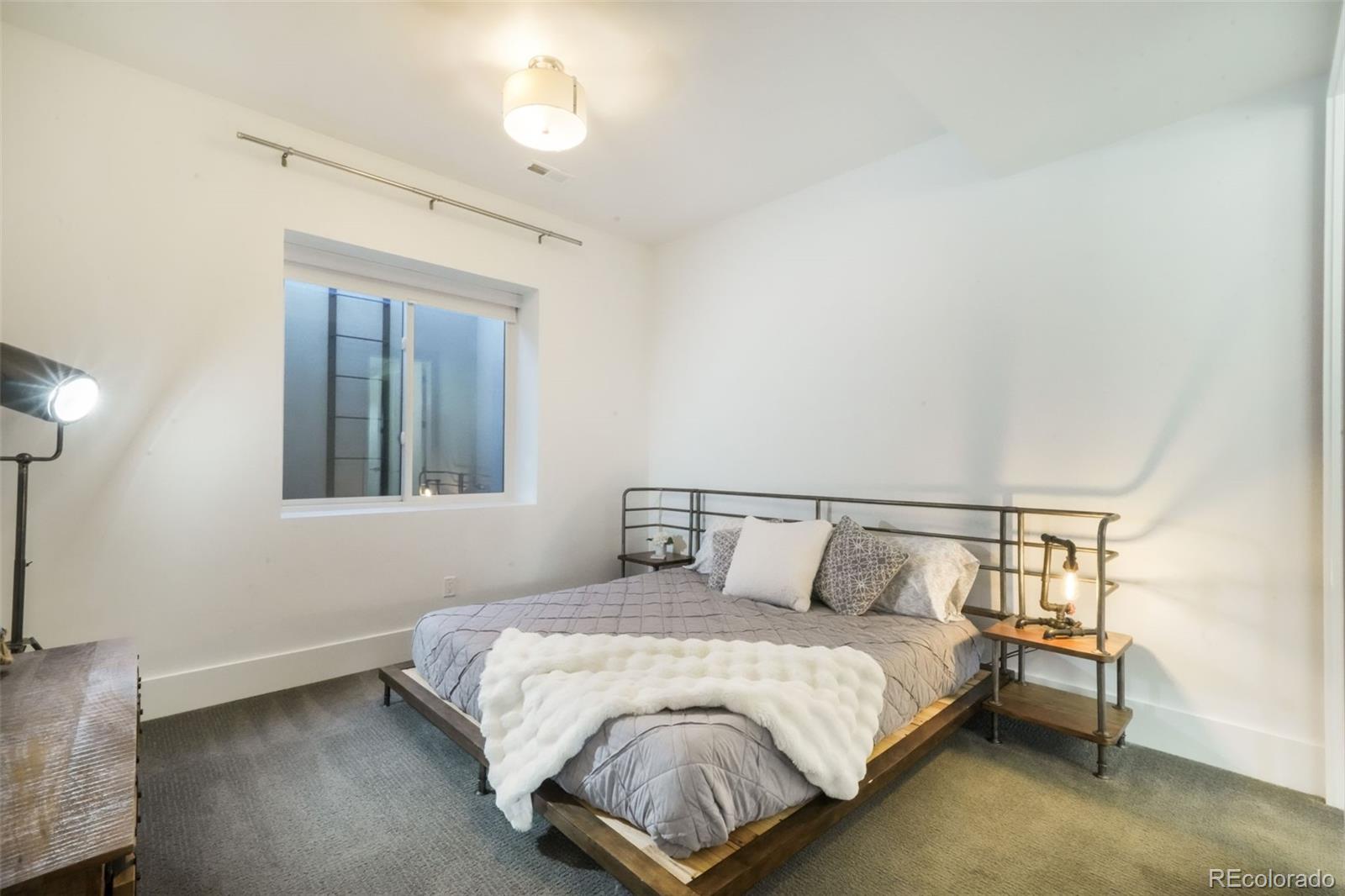 3585 Meadow Run Circle