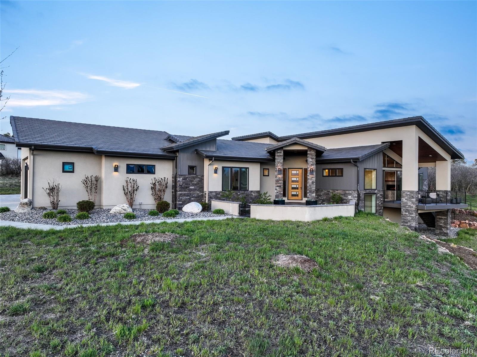 3585 Meadow Run Circle